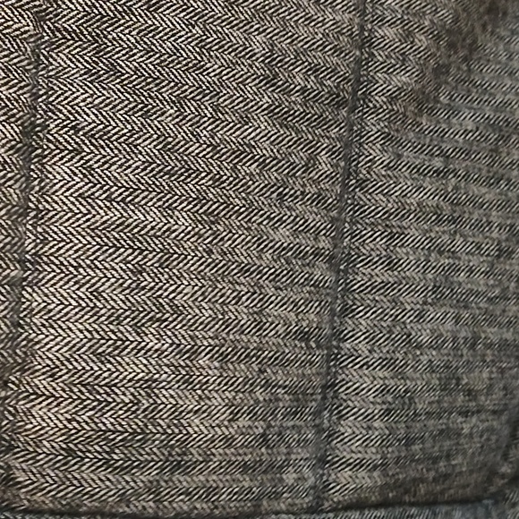 Old Navy black and white puff vest. - Picture 8 of 8